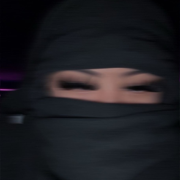 Meet your Posher, Mya - Picture 1 of 1